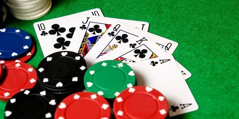 Bộ 5 cây 10-J-Q-K-A có sức mạnh liên kết lớn nhất trong bài mậu binh